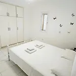 H&o Regina Seaside Nest Apartment *