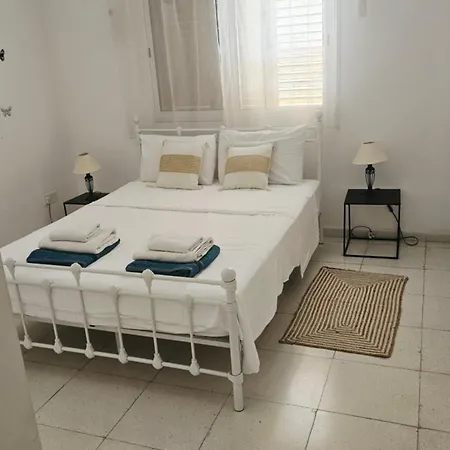 Apartament H&o Regina Seaside Nest Pafos