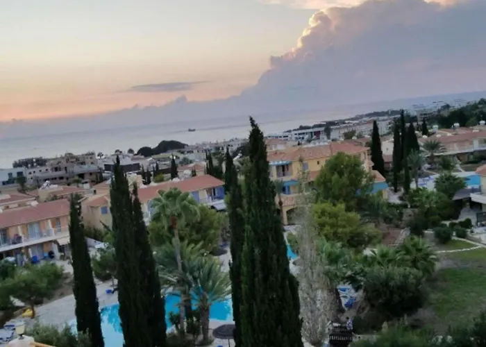 H&o Regina Garden Ap New In Paphos! 아파트 *