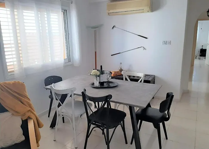 H&o Regina Garden Ap New In Paphos! Lejlighed