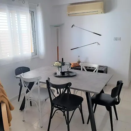 H&o Regina Garden Ap New In Paphos! Apartment