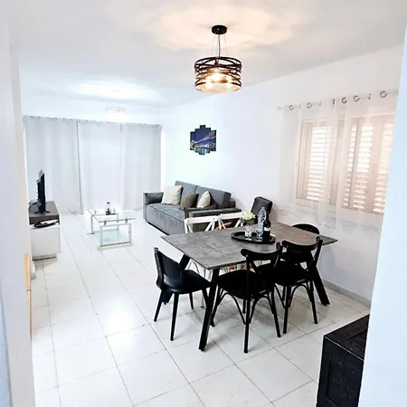 Апартаменты H&o Regina Seaside Nest Пафос