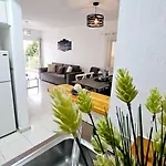 Apartment H&o Regina Seaside Nest Paphos
